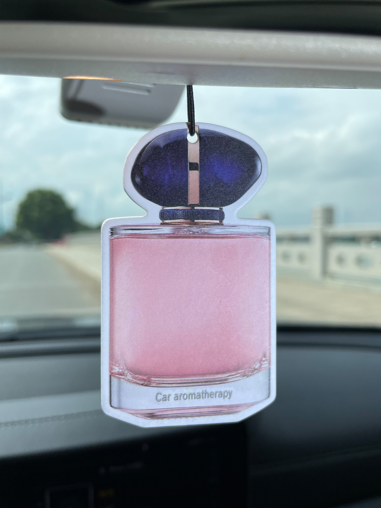 Perfume Fragrance Types - Bottle/Freesia Fresh Scent Five-Star Neutral Car