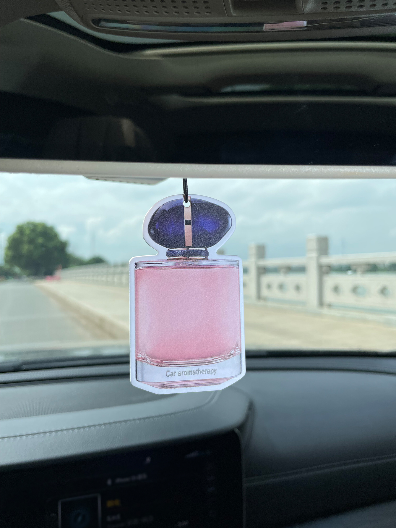 Bottle/Freesia Fresh Scent Fiv - Perfume Fragrance Types บทวิจารณ์และราคา